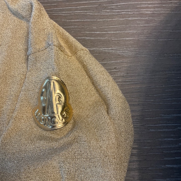 Moncler gold metallic sweater, size XL - Picture 3 of 4